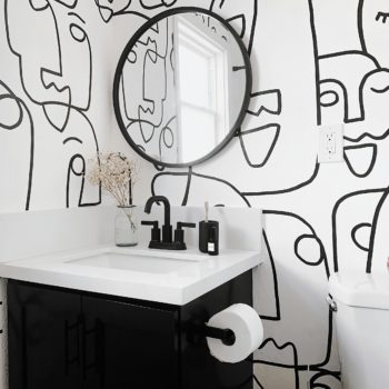 1-large-face-line-drawing-wallpaper-mural-bathroom